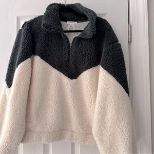 Kinesis Sherpa Pullover NWT Green/Cream 1X